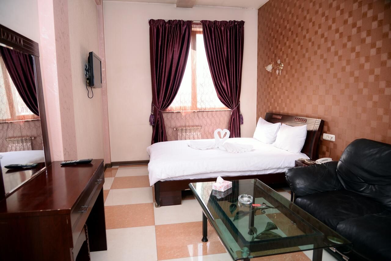 Отель Royal Plus Hotel Ереван-19