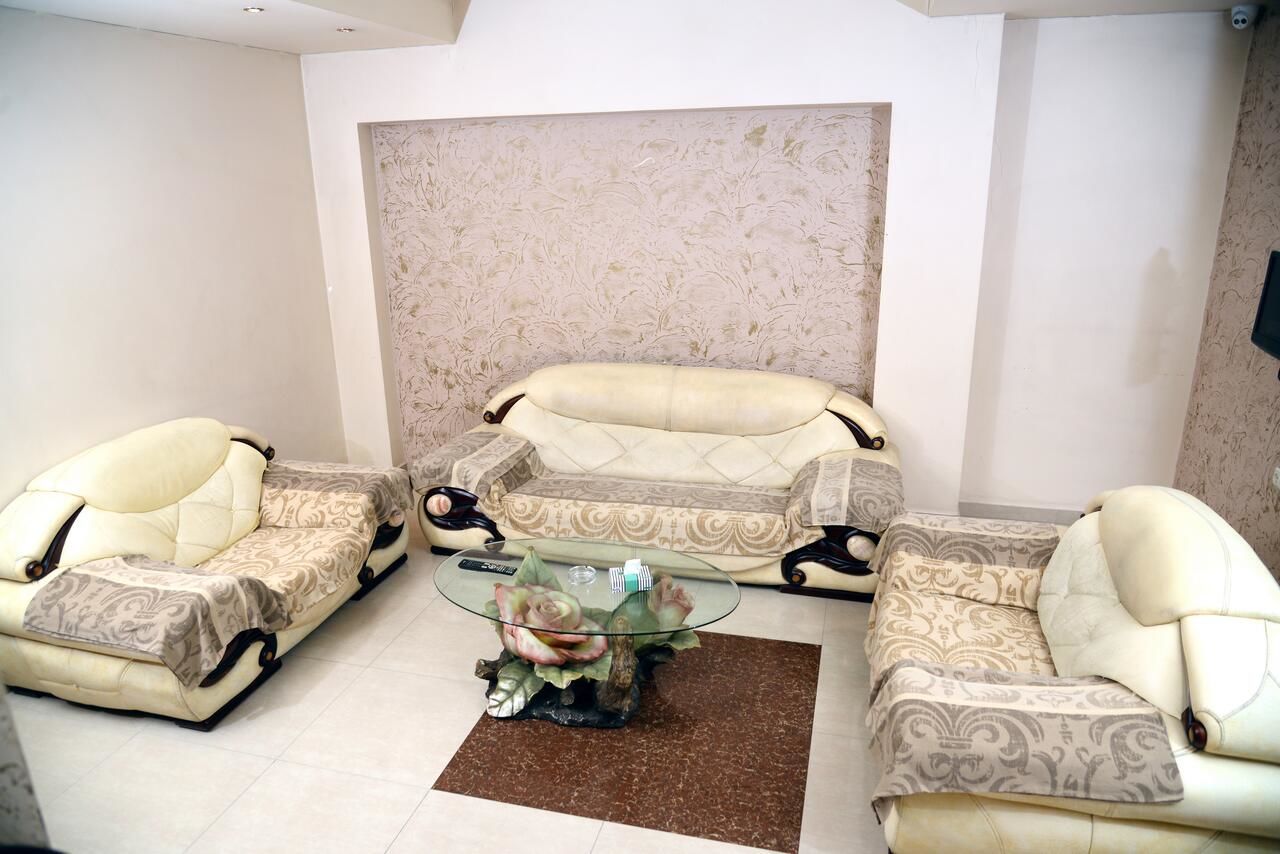 Отель Royal Plus Hotel Ереван-29