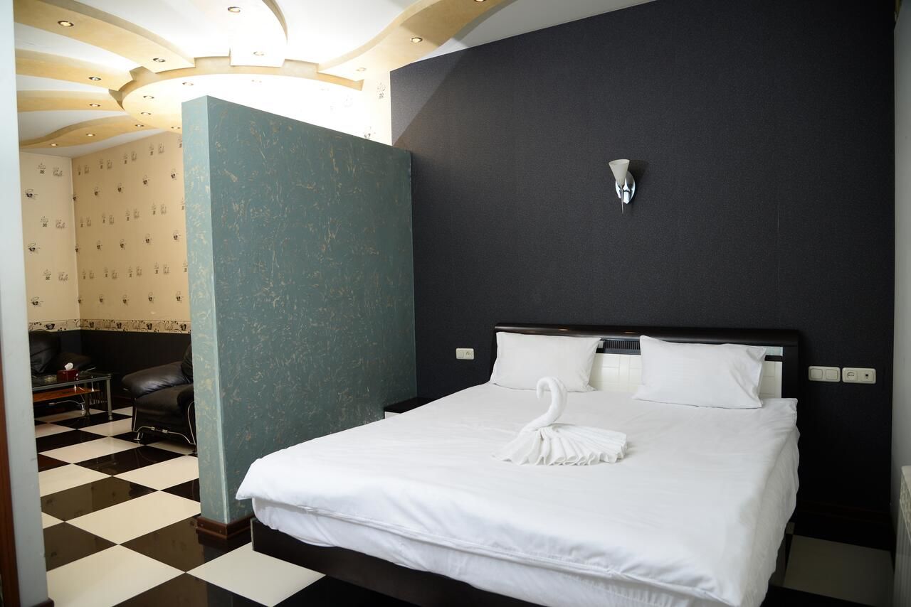 Отель Royal Plus Hotel Ереван-7