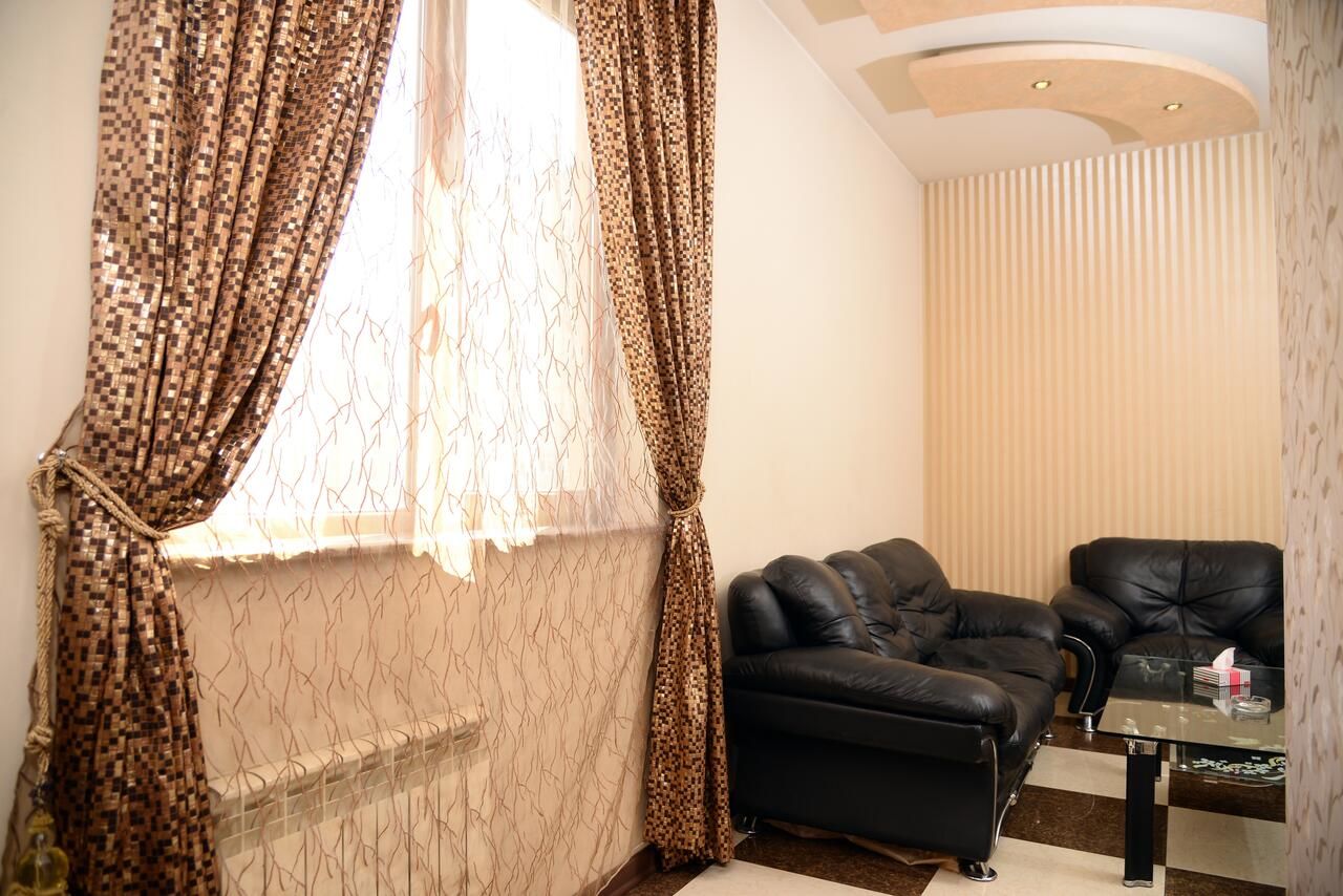 Отель Royal Plus Hotel Ереван-9