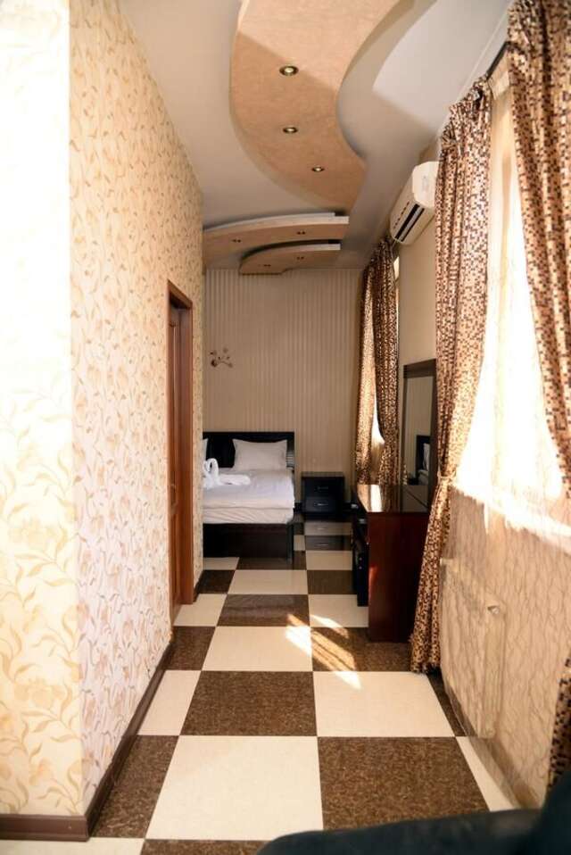 Отель Royal Plus Hotel Ереван-15
