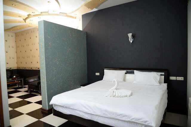 Отель Royal Plus Hotel Ереван-6